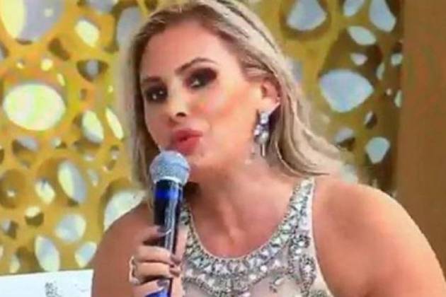 Ângela Bismarchi Ângela Bismarchi - Reprodução/RedeTV!