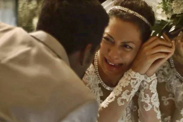 Segundo Sol - Roberval rasga vestido de Cacau (Reprodução/TV Globo)