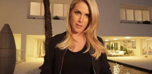 Ana Hickmann - Reprodução/YouTube