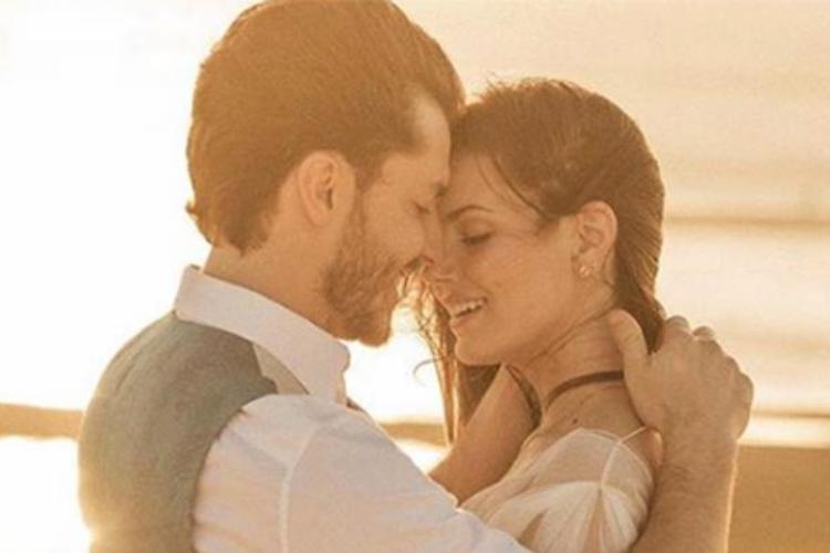 Confira detalhes da decoração do casamento de Camila Queiroz e Klebber Toledo