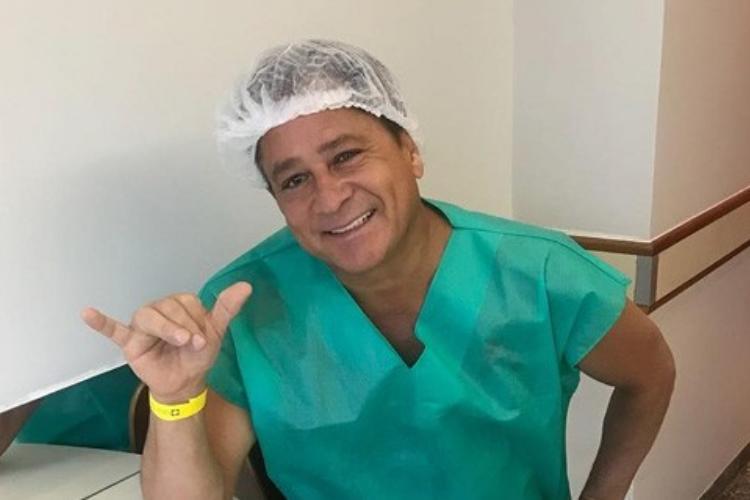 No hospital, Leonardo confessa medo de fazer cirurgia