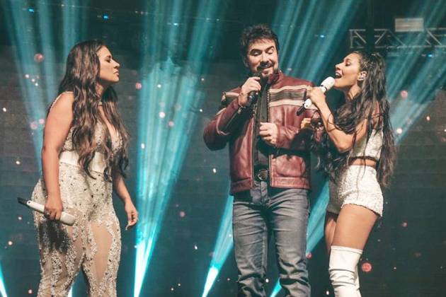 Padre Fabio de Melo com Simone e Simaria (Foto:assessoriardcomunica)