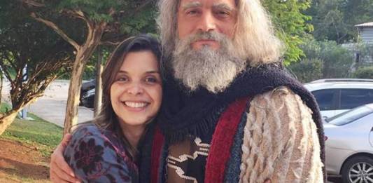 Vivian de Oliveira com Móises de Os Dez Mandamentos/Instagram