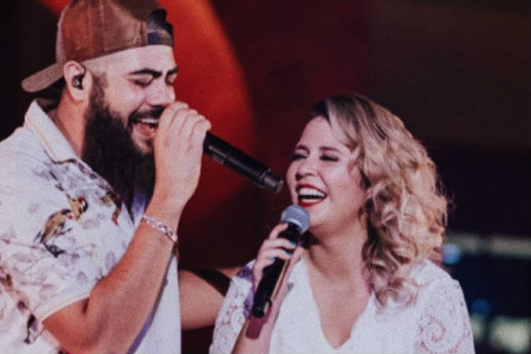 Público pede beijo entre Marília Mendonça e Henrique: ‘Eu não beijo porque ela não quer’