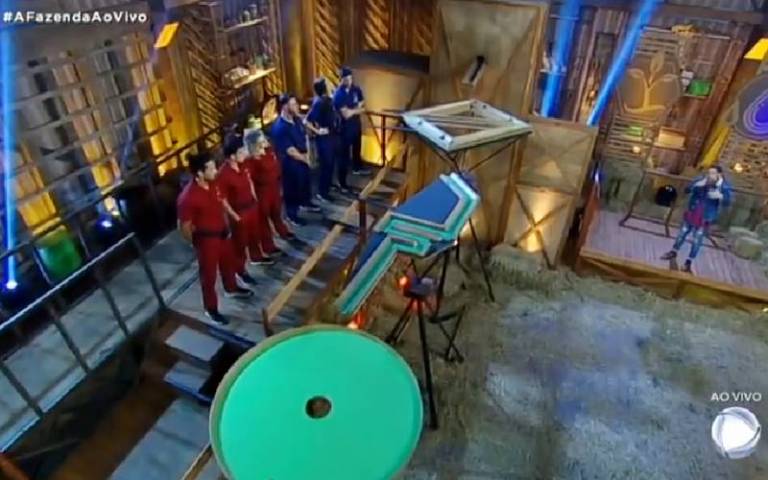 A Fazenda 10: Confira qual equipe foi a vencedora da primeira Prova de Fogo