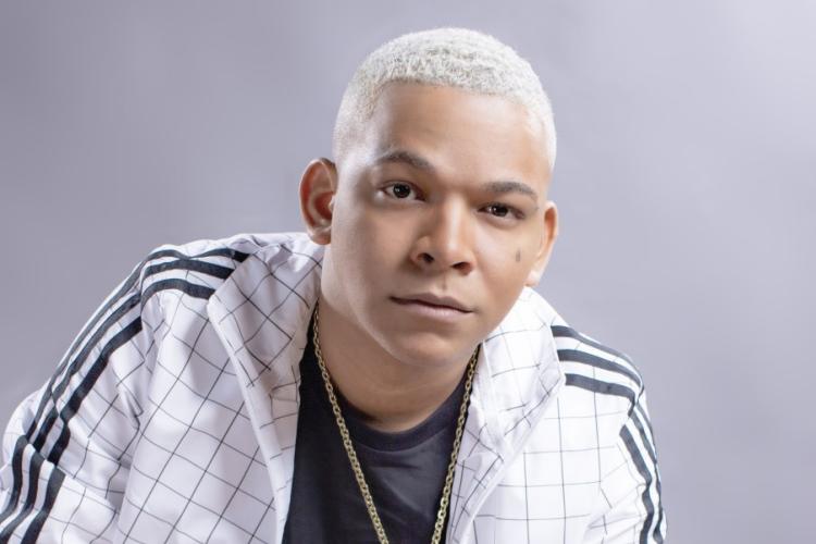 Nasce quinto filho do cantor Aldair Playboy