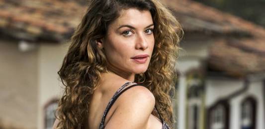 Alinne Moraes (Globo/João Miguel Júnior)