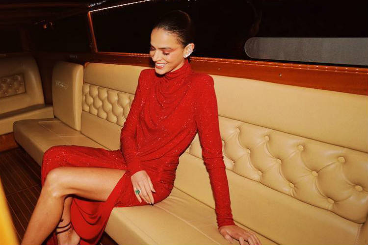 Bruna Marquezine aparece loira e leva fãs à loucura: “Surreal” – Veja as fotos!