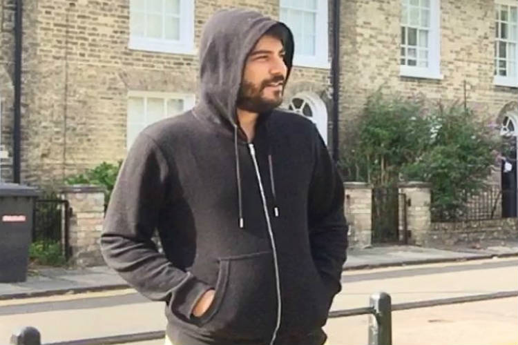 Evaristo Costa aparece com novo visual e choca internautas – Veja!