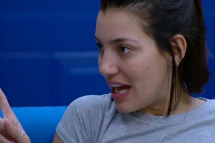 A Fazenda 10: Gabi Prado detona Sonia Abrão