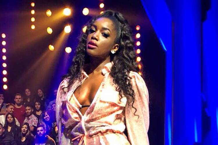 Iza se emociona ao saber sobre indicação ao Grammy Latino