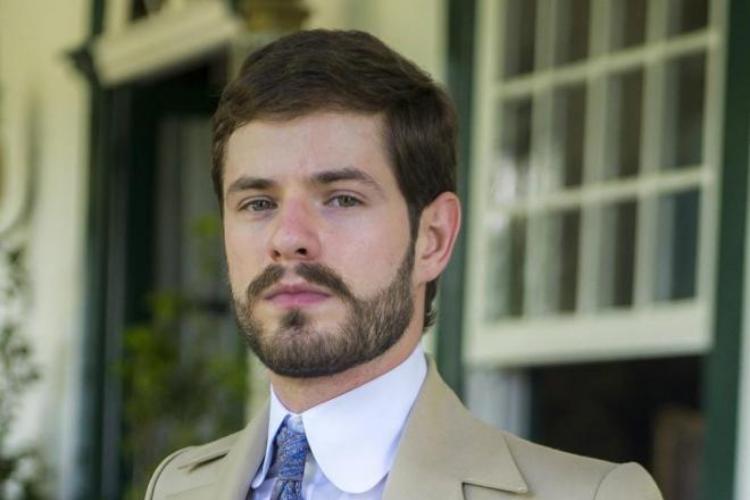 Após polêmica, Maurício Destri muda o visual – Confira!