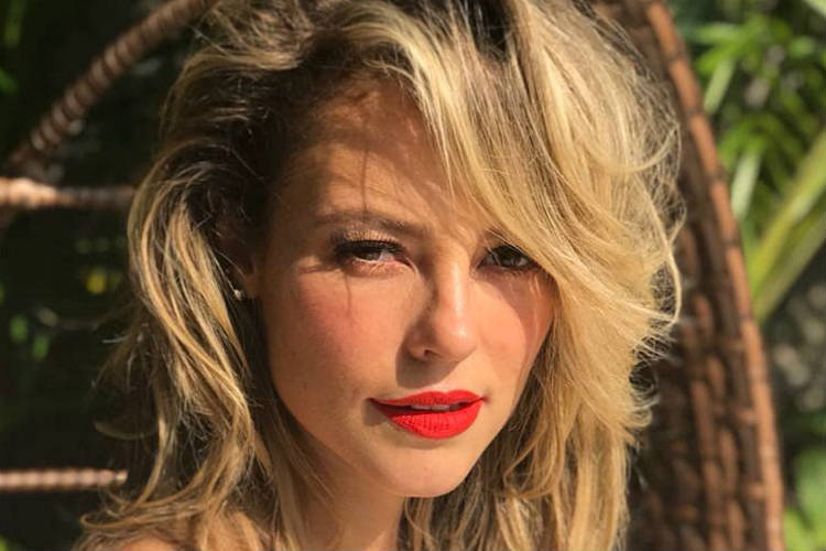 Cara lavada! Paolla Oliveira surge sem make e impressiona