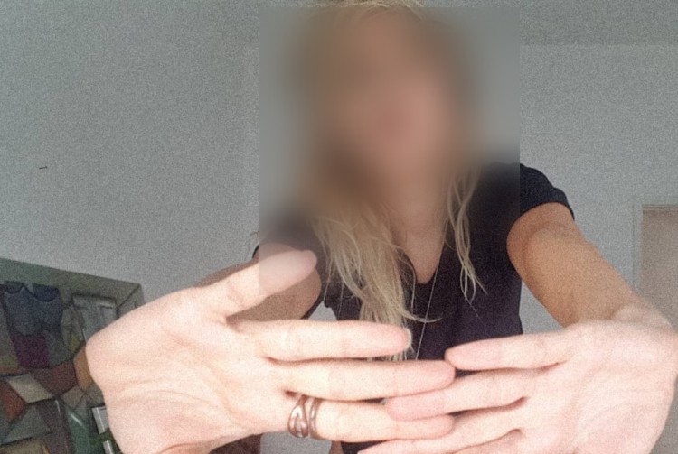 Apresentadora dá dicas de como fazer as melhores nudes e faz sucesso