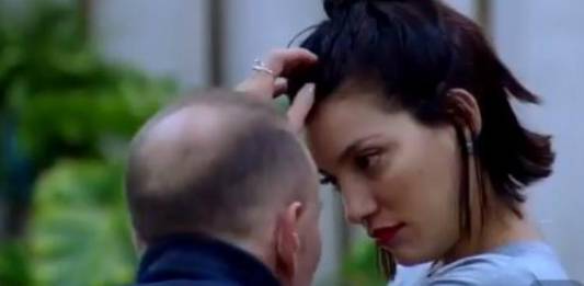 Rafael Ilha e Gabi Prado - Reprodução/Play Plus