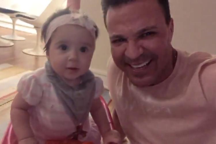 Eduardo Costa aparece mais uma vez com a sua ‘neném’ na web – Confira!