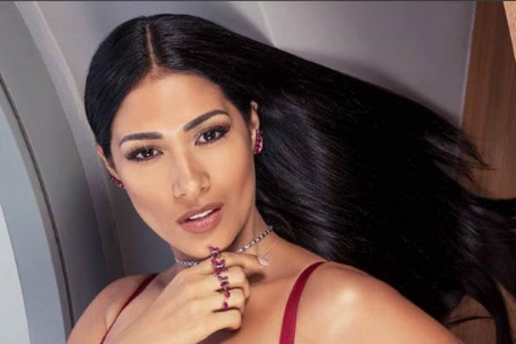 Afastada novamente dos palcos por problemas de saúde, Simaria compartilha foto tomando sol – “Vitamina D”