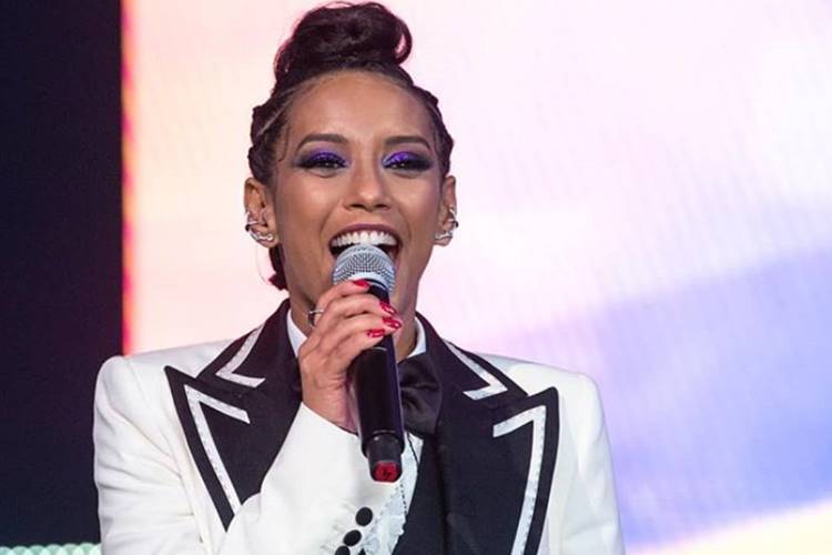 Na estreia de ‘PopStar’, fãs de Taís Araújo pedem ‘empreguetes’ no palco