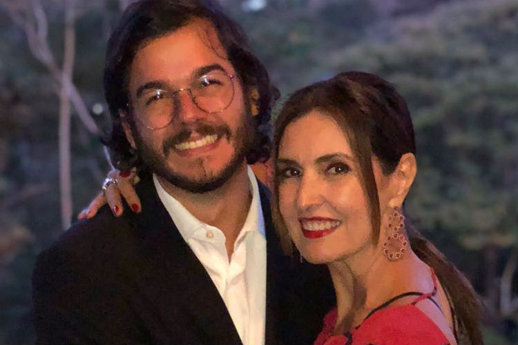Fátima Bernardes comemora 10 meses de namoro e se declara para Túlio Gadêlha – Veja!