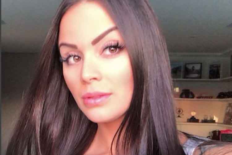 Victória Villarim, noiva de Eduardo Costa faz post sobre fidelidade