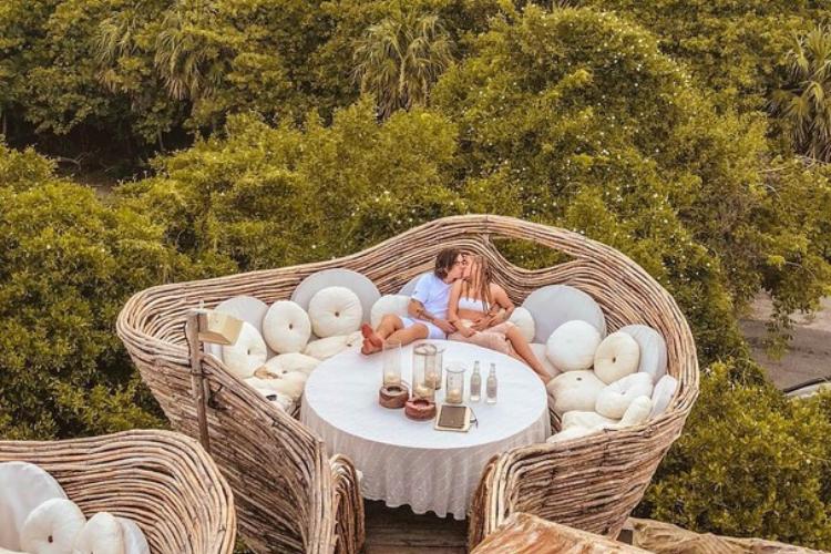 No México, Whindersson Nunes e Luísa Sonza curtem hotel luxuoso