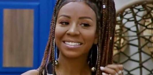 A Fazenda 10 - Luane Dias (Reprodução/Record TV)