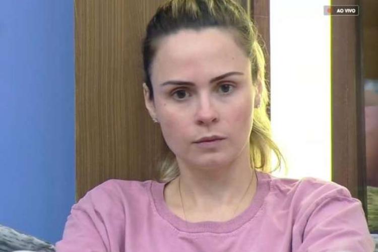 A Fazenda 10: Ana Paula ameaça deixar o reality mais uma vez