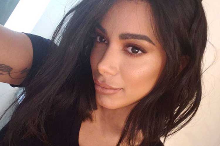 Anitta emociona internautas com atitude nobre durante show