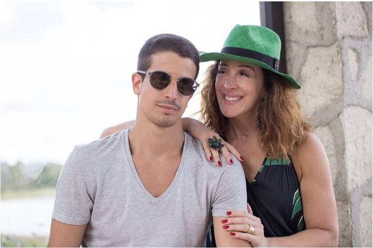 Enzo Celulari homenageia a mãe Claudia Raia e emociona seguidores