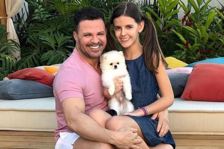 Filha de Eduardo Costa não é bem tratada na casa do cantor, diz ex