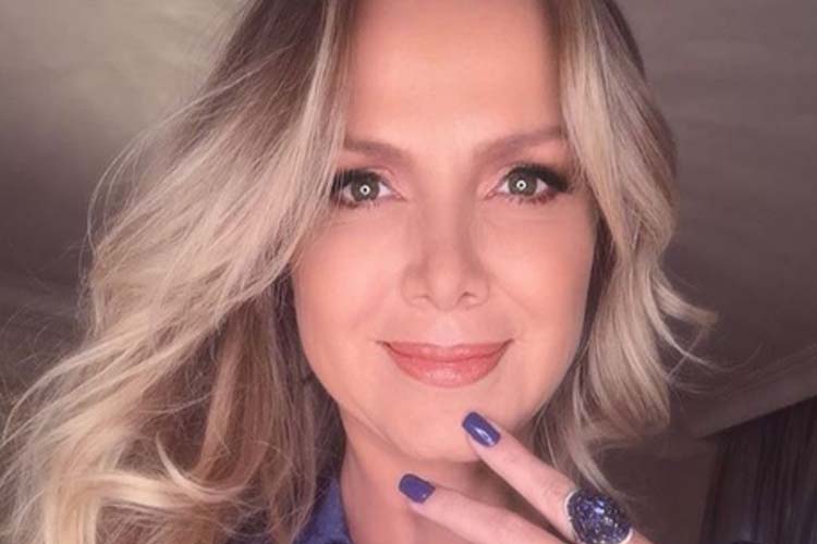 Eliana homenageia professores e mensagem causa burburinho na web