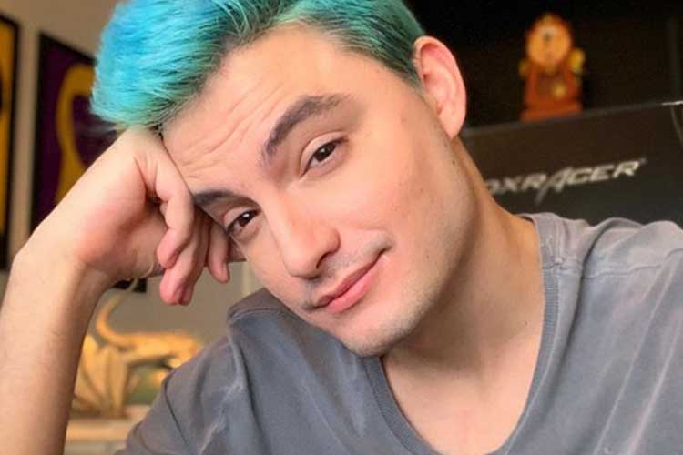 Felipe Neto mostra seu escritório e fãs o acusam de copiar outro youtuber famoso