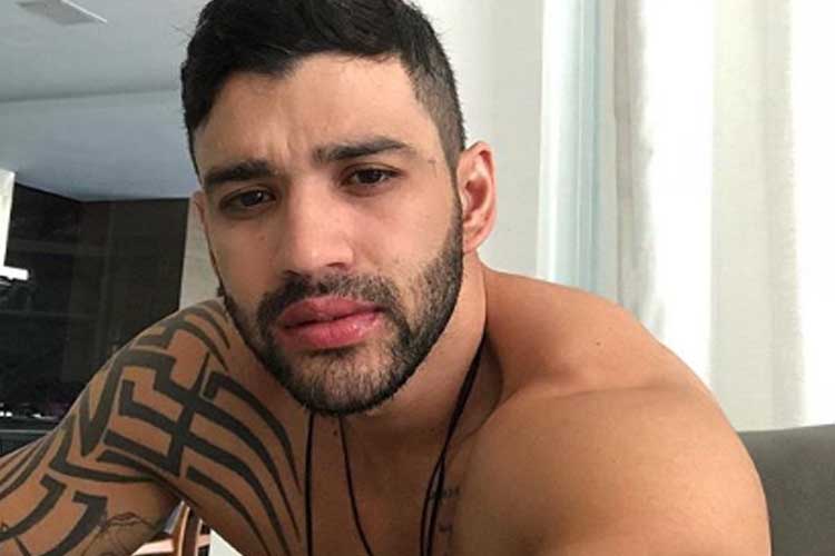 Gusttavo Lima posa de sunga e fãs vão à loucura: ‘Dei zoom’