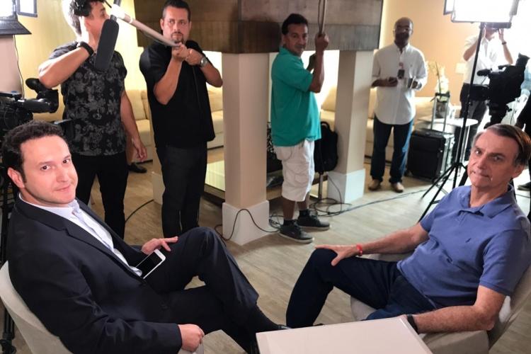 Jair Bolsonaro esnoba à TV Globo e dá primeira entrevista após eleição à Record TV