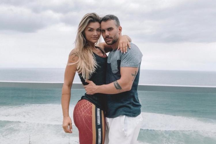 Kelly Key faz declaração de amor para Mico Freitas