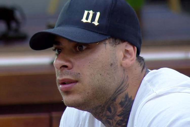 Leo Stronda detona postura de Rafael Ilha na ‘Fazenda’