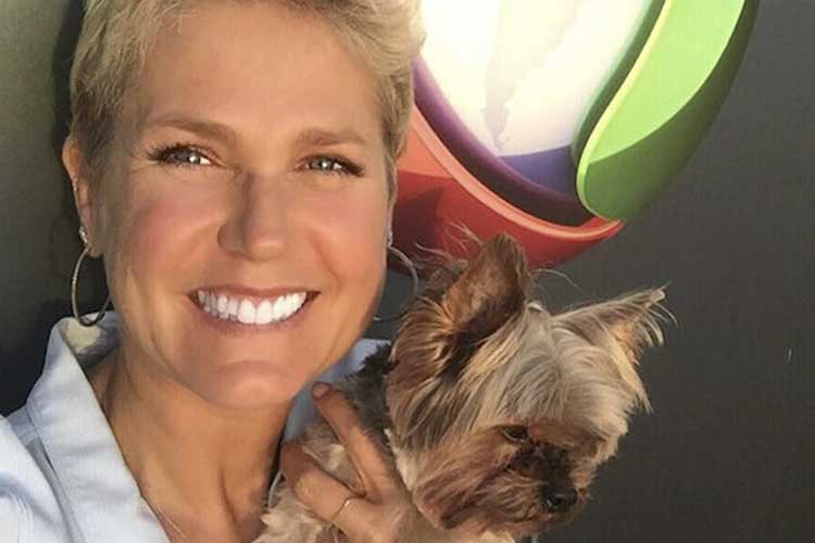 Cachorro de Xuxa ganha festa surpresa e reação da apresentadora chama atenção – Veja!