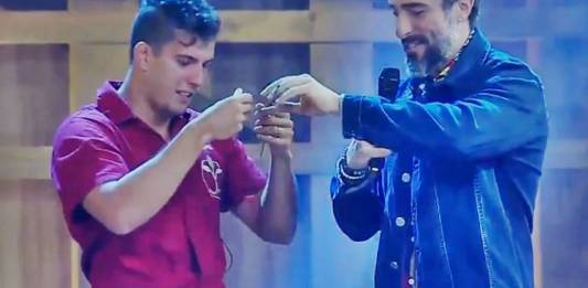 A Fazenda 10 - Felipe Sertanejo vence a Prova de Fogo Especial (Reprodução/Record TV)