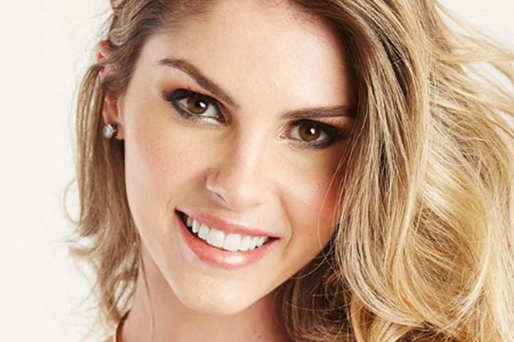 Bárbara Evans faz bronzeamento artificial e resultado assusta seguidores