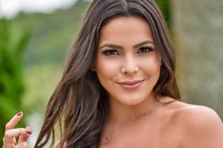 Emilly Araújo Emilly Araújo