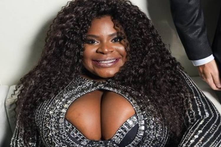 Mais magra, Jojo Todynho brilha em desfile em São Paulo