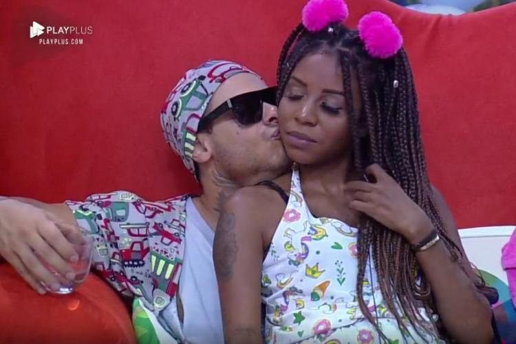 “A Fazenda 10”: Luane faz proposta indecente para Léo Stronda