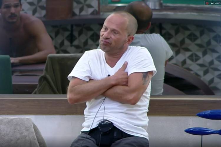 A Fazenda 10: Rafael Ilha critica Cátia Paganote após peõa perder prova