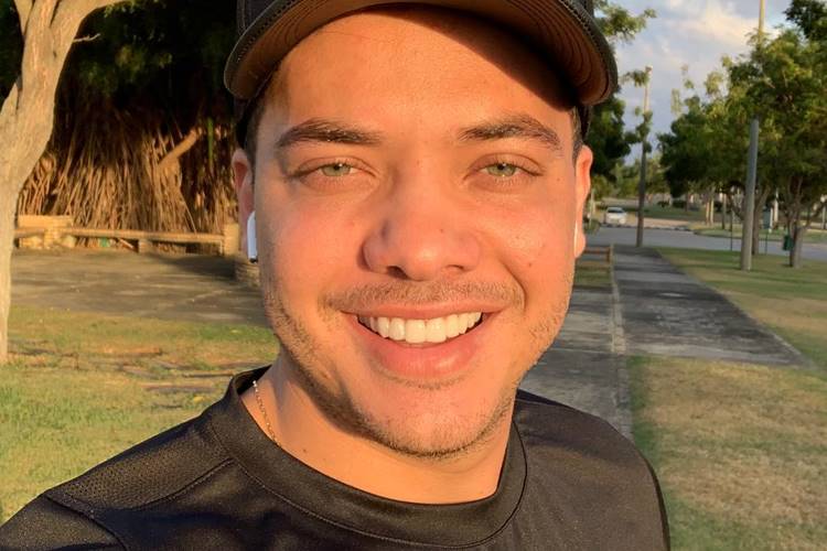 Por problema de saúde, Wesley Safadão faz dieta e revela vício