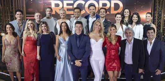 Artistas no Família Record/Instagram
