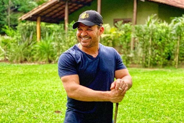 Eduardo Costa faz post reflexivo: ‘Pessoas erram’