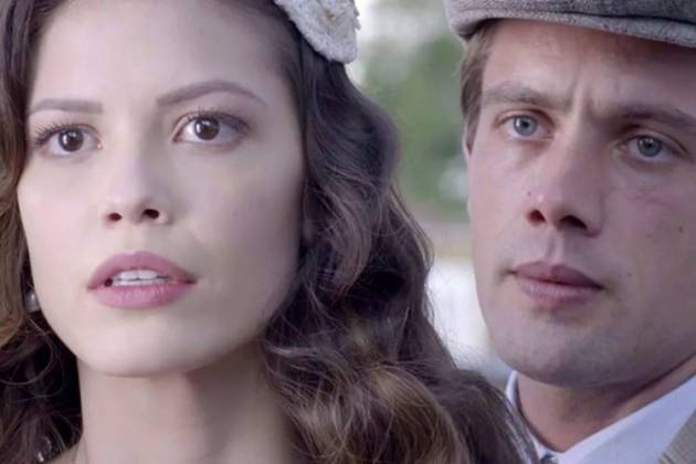 Espelho da Vida - Julia e Danilo (Reprodução/TV Globo)