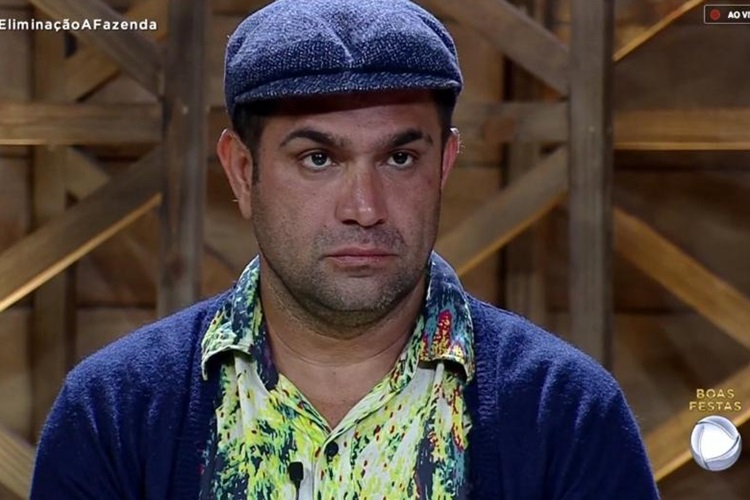 “Muito chata e pretensiosa”, dispara Evandro sobre Ana Paula Renault