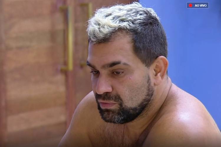 A Fazenda 10: Evandro Santo revela qual a possibilidade de votar em João Zoli