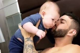 Gusttavo Lima com o filho/Instagram